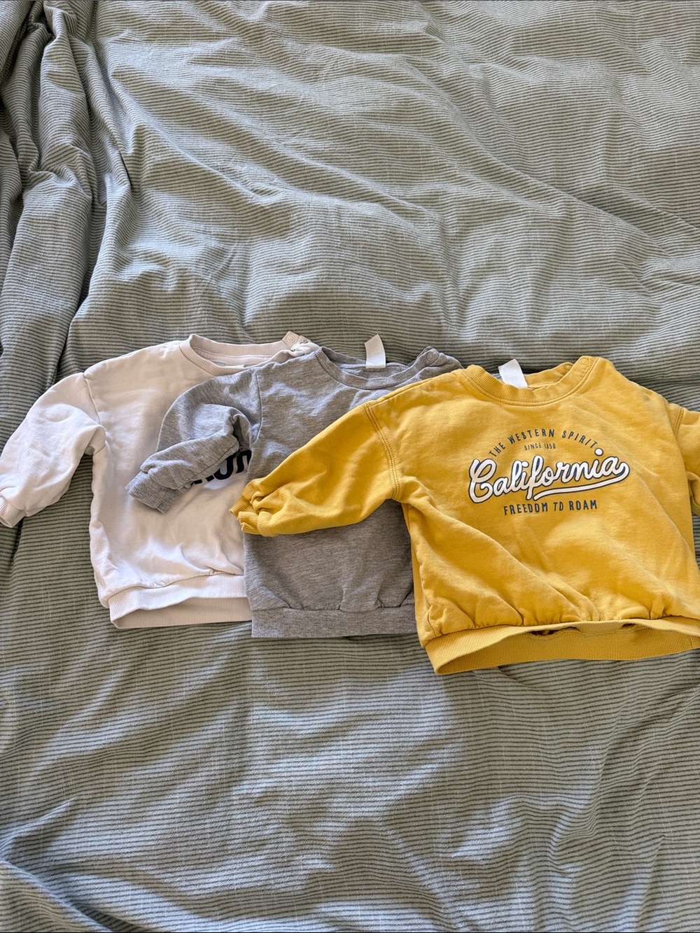 Bundle 3  pieces  H&M Yellow California Graphic Kids Sweatshirt